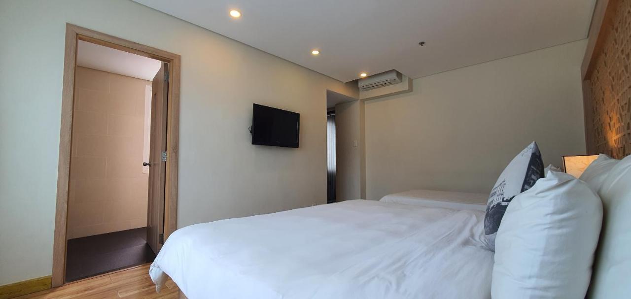 Gemini Saigon Hotel & Apartment Хошимин Экстерьер фото
