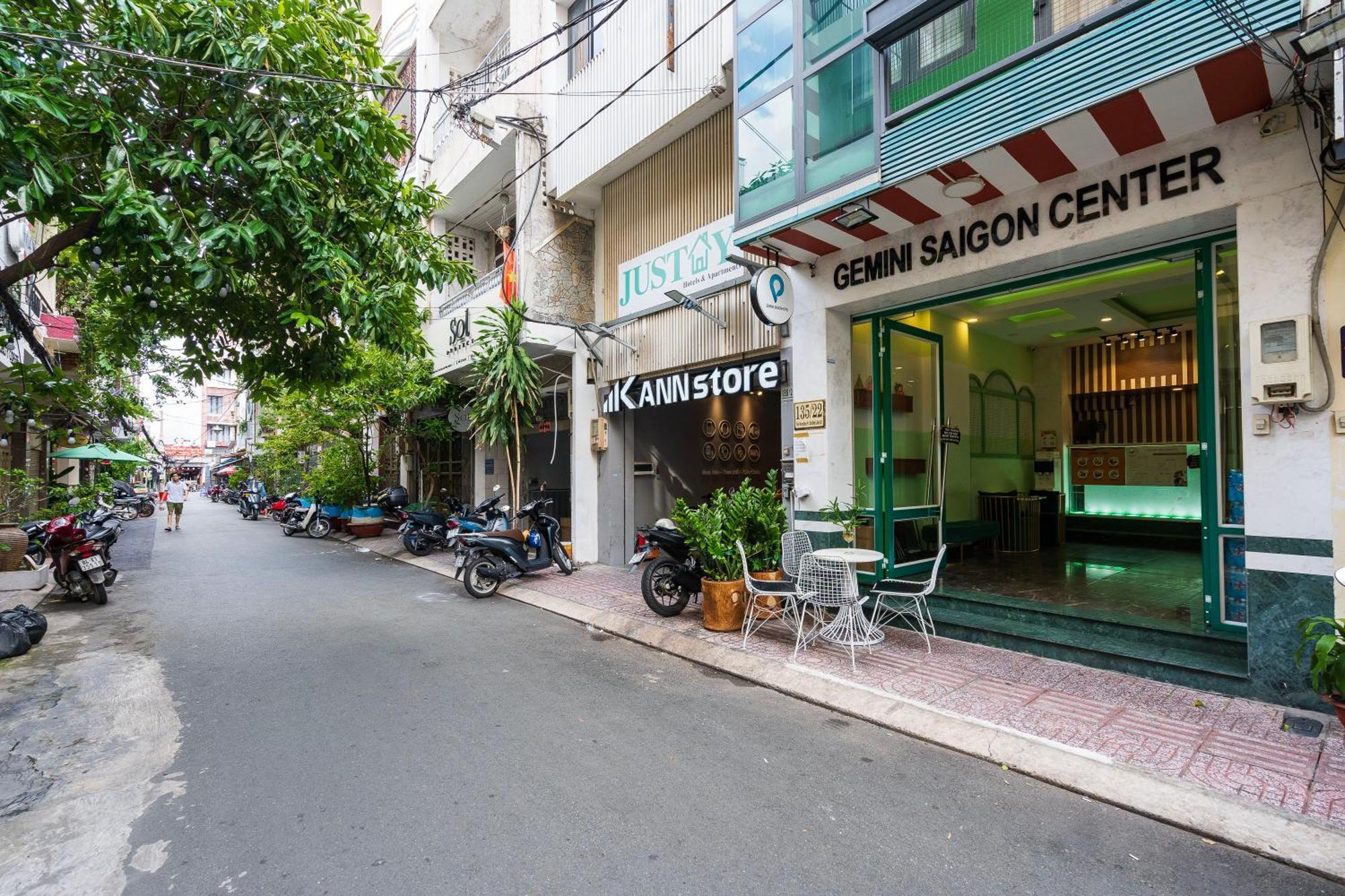 Gemini Saigon Hotel & Apartment Хошимин Экстерьер фото